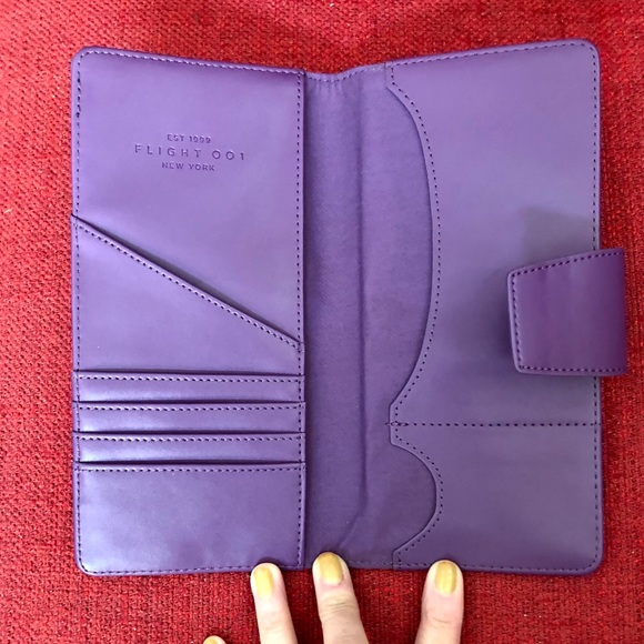 FLIGHT 001 Vegan Leather Travel Wallet - Picture 4 of 7